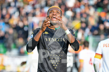 2021-11-07 - Venezia's David Okereke portrait reacting - VENEZIA FC VS AS ROMA - ITALIAN SERIE A - SOCCER