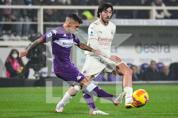 2021-11-20 - Lucas Torreira (Fiorentina) e Sandro Tonali (Milan) - ACF FIORENTINA VS AC MILAN - ITALIAN SERIE A - SOCCER