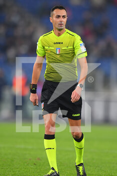 2021-11-20 - ROME, ITALY - November 20 : The Referee Marco Guida gestures during Italian Serie A soccer match at between  SS Lazio and FC Juventus  Stadio Olimpico on November 20,2021 in Rome Italy  - SS LAZIO VS JUVENTUS FC - ITALIAN SERIE A - SOCCER