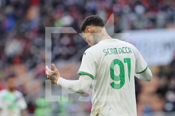 2021-11-28 - \Gianluca Scamacca of US Sassuolo reacts during the Serie A 2021/22 football match between AC Milan and US Sassuolo at Giuseppe Meazza Stadium, Milan, Italy on November 28, 2021 - AC MILAN VS US SASSUOLO - ITALIAN SERIE A - SOCCER