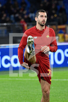 2021-11-28 - Henrikh Mkhitaryan (AS Roma)  during the  Italian Football Championship League A 2021/2022 match between AS Roma vs Torino FC at the Olimpic Stadium in Rome  on 28 November  2021. - AS ROMA VS TORINO FC - ITALIAN SERIE A - SOCCER