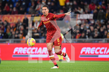2021-11-28 - Chris Smalling (AS Roma)  during the  Italian Football Championship League A 2021/2022 match between AS Roma vs Torino FC at the Olimpic Stadium in Rome  on 28 November  2021. - AS ROMA VS TORINO FC - ITALIAN SERIE A - SOCCER