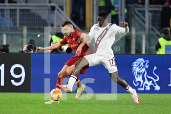 2021-11-28 - Stephan El Shaarawy (AS Roma) Wilfried Singo (Torino FC)  during the  Italian Football Championship League A 2021/2022 match between AS Roma vs Torino FC at the Olimpic Stadium in Rome  on 28 November  2021. - AS ROMA VS TORINO FC - ITALIAN SERIE A - SOCCER
