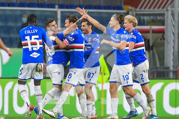 2021-11-27 - Team Sampdoria, celebrates after scoring a goal - UC SAMPDORIA VS HELLAS VERONA FC - ITALIAN SERIE A - SOCCER