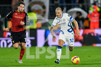 2021-11-27 - Inter’s Federico Dimarco  portrait in action - VENEZIA FC VS INTER - FC INTERNAZIONALE - ITALIAN SERIE A - SOCCER