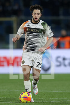 2021-11-30 - Sofian Kiyine (Venezia FC) in action - ATALANTA BC VS VENEZIA FC - ITALIAN SERIE A - SOCCER
