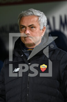 2021-12-01 - Josè Mourinho AS Roma Trainer - BOLOGNA FC VS AS ROMA - ITALIAN SERIE A - SOCCER