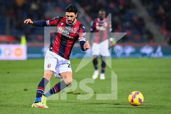 2021-12-01 - Captain Bologna FC Roberto Soriano in action - BOLOGNA FC VS AS ROMA - ITALIAN SERIE A - SOCCER