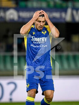 2021-11-30 - Davide Faraoni (Verona) portrait - HELLAS VERONA FC VS CAGLIARI CALCIO - ITALIAN SERIE A - SOCCER