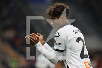 2021-12-01 - Eddie Salcedo of Spezia Calcio looks on during the Serie A 2021/22 football match between FC Internazionale and Spezia Calcio at Giuseppe Meazza Stadium, Milan, Italy on December 01, 2021 - INTER - FC INTERNAZIONALE VS SPEZIA CALCIO - ITALIAN SERIE A - SOCCER