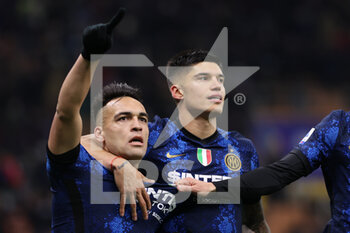 2021-12-01 - Lautaro Martinez of FC Internazionale celebrates with Joaquin Correa of FC Internazionale  during the Serie A 2021/22 football match between FC Internazionale and Spezia Calcio at Giuseppe Meazza Stadium, Milan, Italy on December 01, 2021 - INTER - FC INTERNAZIONALE VS SPEZIA CALCIO - ITALIAN SERIE A - SOCCER