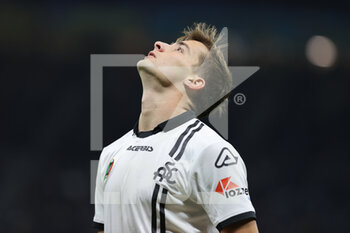 2021-12-01 - Kelvi Amian of Spezia Calcio reacts during the Serie A 2021/22 football match between FC Internazionale and Spezia Calcio at Giuseppe Meazza Stadium, Milan, Italy on December 01, 2021 - INTER - FC INTERNAZIONALE VS SPEZIA CALCIO - ITALIAN SERIE A - SOCCER