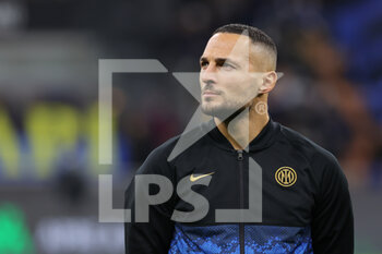 2021-12-01 - Danilo D'Ambrosio of FC Internazionale looks on during the Serie A 2021/22 football match between FC Internazionale and Spezia Calcio at Giuseppe Meazza Stadium, Milan, Italy on December 01, 2021 - INTER - FC INTERNAZIONALE VS SPEZIA CALCIO - ITALIAN SERIE A - SOCCER