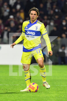 2021-11-30 - Juventus' defender Luca Pellegrini in action  - US SALERNITANA VS JUVENTUS FC - ITALIAN SERIE A - SOCCER