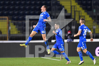 2021-12-06 - Andrea Pinamonti (Empoli) celebrates after scoring a goal - EMPOLI FC VS UDINESE CALCIO - ITALIAN SERIE A - SOCCER