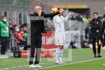 2021-12-04 - Stefano Pioli Head Coach of AC Milan reacts from the bench during the Serie A 2021/22 football match between AC Milan and US Salernitana 1919 at Giuseppe Meazza Stadium, Milan, Italy on December 04, 2021 - AC MILAN VS US SALERNITANA - ITALIAN SERIE A - SOCCER