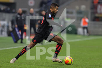 2021-12-04 - Junior Messias of AC Milan in action during the Serie A 2021/22 football match between AC Milan and US Salernitana 1919 at Giuseppe Meazza Stadium, Milan, Italy on December 04, 2021 - AC MILAN VS US SALERNITANA - ITALIAN SERIE A - SOCCER