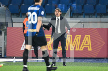 2021-12-04 - Simone Inzaghi coach (FC Inter) during the  Italian Football Championship League A 2021/2022 match between AS Roma vs Inter FC at the Olimpic Stadium in Rome  on 04 December 2021. - AS ROMA VS INTER - FC INTERNAZIONALE - ITALIAN SERIE A - SOCCER