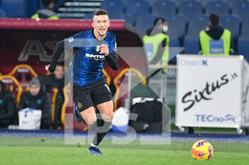 2021-12-04 - Ivan Perisic (FC Inter) during the  Italian Football Championship League A 2021/2022 match between AS Roma vs Inter FC at the Olimpic Stadium in Rome  on 04 December 2021. - AS ROMA VS INTER - FC INTERNAZIONALE - ITALIAN SERIE A - SOCCER