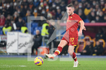 2021-12-04 - Jordan Veretout (AS Roma)  during the  Italian Football Championship League A 2021/2022 match between AS Roma vs Inter FC at the Olimpic Stadium in Rome  on 04 December 2021. - AS ROMA VS INTER - FC INTERNAZIONALE - ITALIAN SERIE A - SOCCER