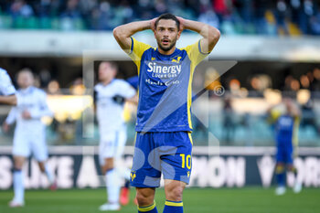 2021-12-12 - Verona's Giancluca Caprari reacts after missing a goal - HELLAS VERONA FC VS ATALANTA BC - ITALIAN SERIE A - SOCCER