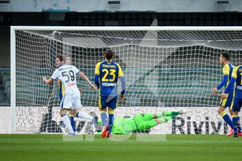 2021-12-12 - Atalanta's Aleksey Miranchuk scores a goal 1-1 - HELLAS VERONA FC VS ATALANTA BC - ITALIAN SERIE A - SOCCER
