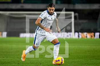 2021-12-12 - Atalanta's Giuseppe Pezzella portrait in action - HELLAS VERONA FC VS ATALANTA BC - ITALIAN SERIE A - SOCCER
