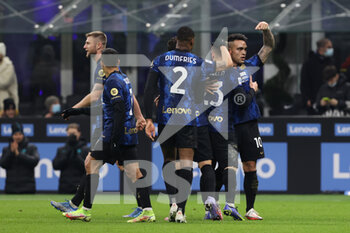 2021-12-12 - Lautaro Martinez of FC Internazionale celebrates after scoring a goal during the Serie A 2021/22 football match between FC Internazionale and Cagliari Calcio at Giuseppe Meazza Stadium, Milan, Italy on December 12, 2021 - INTER - FC INTERNAZIONALE VS CAGLIARI CALCIO - ITALIAN SERIE A - SOCCER