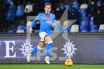 2021-12-12 - Napoli's midfielder Piotr Zielinski in action  - SSC NAPOLI VS EMPOLI FC - ITALIAN SERIE A - SOCCER