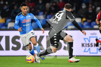 2021-12-12 - Napoli's forward Adam Ounas in action against Empoli's defender Ardian Ismajli  - SSC NAPOLI VS EMPOLI FC - ITALIAN SERIE A - SOCCER