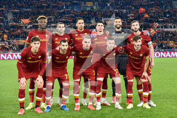 2021-12-13 - AS Roma team during the  Italian Football Championship League A 2021/2022 match between AS Roma vs Spezia Calcio at the Olimpic Stadium in Rome  on 13 December 2021. - AS ROMA VS SPEZIA CALCIO - ITALIAN SERIE A - SOCCER