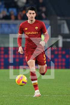 2021-12-13 - Roger Ibanez (AS Roma)  during the  Italian Football Championship League A 2021/2022 match between AS Roma vs Spezia Calcio at the Olimpic Stadium in Rome  on 13 December 2021. - AS ROMA VS SPEZIA CALCIO - ITALIAN SERIE A - SOCCER