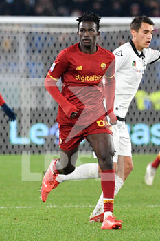 2021-12-13 - Felix Afena (AS Roma)  during the  Italian Football Championship League A 2021/2022 match between AS Roma vs Spezia Calcio at the Olimpic Stadium in Rome  on 13 December 2021. - AS ROMA VS SPEZIA CALCIO - ITALIAN SERIE A - SOCCER
