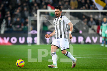 2021-12-11 - Udinese's Tolgay Arslan portrait in action - UDINESE CALCIO VS AC MILAN - ITALIAN SERIE A - SOCCER