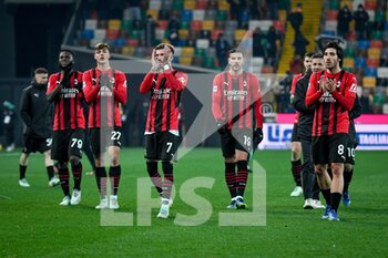 2021-12-11 - AC Milan team greets supporters - UDINESE CALCIO VS AC MILAN - ITALIAN SERIE A - SOCCER