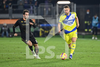 2021-12-11 - Matthijs De Ligt (Juventus) in action - VENEZIA FC VS JUVENTUS FC - ITALIAN SERIE A - SOCCER