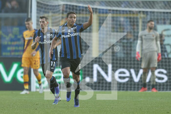 2021-12-18 - Luis Muriel (Atalanta Bergamasca Calcio) esulta dopo aver segnato il gol dell’1-2 - ATALANTA BC VS AS ROMA - ITALIAN SERIE A - SOCCER