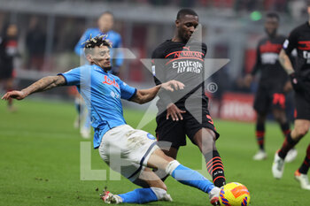 2021-12-19 - Kevin Malcuit of SSC Napoli in action during the Serie A 2021/22 football match between AC Milan and SSC Napoli at Giuseppe Meazza Stadium, Milan, Italy on December 19, 2021 - AC MILAN VS SSC NAPOLI - ITALIAN SERIE A - SOCCER