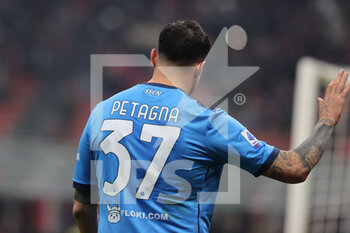 2021-12-19 - Andrea Petagna of SSC Napoli greets the fans during the Serie A 2021/22 football match between AC Milan and SSC Napoli at Giuseppe Meazza Stadium, Milan, Italy on December 19, 2021 - AC MILAN VS SSC NAPOLI - ITALIAN SERIE A - SOCCER