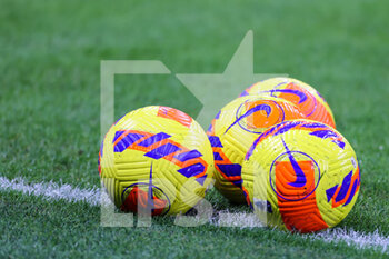 2021-12-19 - Official Nike Serie A Matchball during the Serie A 2021/22 football match between AC Milan and SSC Napoli at Giuseppe Meazza Stadium, Milan, Italy on December 19, 2021 - AC MILAN VS SSC NAPOLI - ITALIAN SERIE A - SOCCER