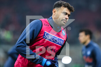 2021-12-19 - Andrea Petagna of SSC Napoli warms up during the Serie A 2021/22 football match between AC Milan and SSC Napoli at Giuseppe Meazza Stadium, Milan, Italy on December 19, 2021 - AC MILAN VS SSC NAPOLI - ITALIAN SERIE A - SOCCER