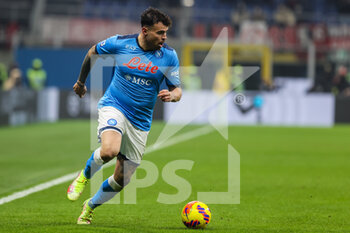 2021-12-19 - Andrea Petagna of SSC Napoli in action during the Serie A 2021/22 football match between AC Milan and SSC Napoli at Giuseppe Meazza Stadium, Milan, Italy on December 19, 2021 - AC MILAN VS SSC NAPOLI - ITALIAN SERIE A - SOCCER