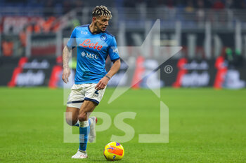 2021-12-19 - Kevin Malcuit of SSC Napoli \iduring the Serie A 2021/22 football match between AC Milan and SSC Napoli at Giuseppe Meazza Stadium, Milan, Italy on December 19, 2021 - AC MILAN VS SSC NAPOLI - ITALIAN SERIE A - SOCCER