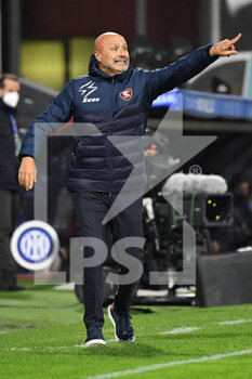 2021-12-17 - Salernitana's head coach Stefano Colantuono  - US SALERNITANA VS INTER - FC INTERNAZIONALE - ITALIAN SERIE A - SOCCER
