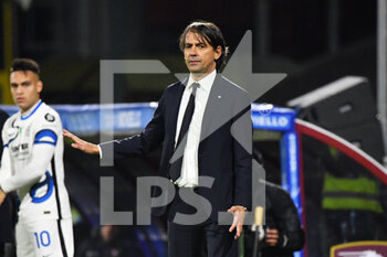 2021-12-17 - Inter Milan's head coach Simone Inzaghi gestures  - US SALERNITANA VS INTER - FC INTERNAZIONALE - ITALIAN SERIE A - SOCCER