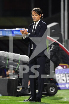 2021-12-17 - Inter Milan's head coach Simone Inzaghi reacts  - US SALERNITANA VS INTER - FC INTERNAZIONALE - ITALIAN SERIE A - SOCCER