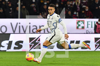 2021-12-17 - Inter Milan's forward Lautaro Martínez in action  - US SALERNITANA VS INTER - FC INTERNAZIONALE - ITALIAN SERIE A - SOCCER