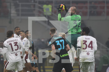 2021-12-22 - Vanja Milinkovic-Savic of Torino FC in action during the Serie A 2021/22 football match between FC Internazionale and Torino FC at Giuseppe Meazza Stadium, Milan, Italy on December 22, 2021 - INTER - FC INTERNAZIONALE VS TORINO FC - ITALIAN SERIE A - SOCCER