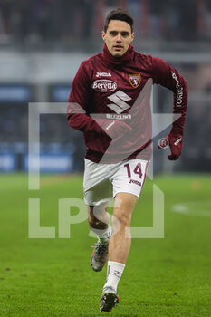 2021-12-22 - Josip Brekato of Torino FC warms up during the Serie A 2021/22 football match between FC Internazionale and Torino FC at Giuseppe Meazza Stadium, Milan, Italy on December 22, 2021 - INTER - FC INTERNAZIONALE VS TORINO FC - ITALIAN SERIE A - SOCCER