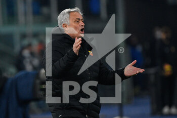 2021-12-22 - Jose’ Mourinho coach (AS Roma) during the  Italian Football Championship League A 2021/2022 match between AS Roma vs UC Sampdoria at the Olimpic Stadium in Rome  on 22 December 2021. - AS ROMA VS UC SAMPDORIA - ITALIAN SERIE A - SOCCER